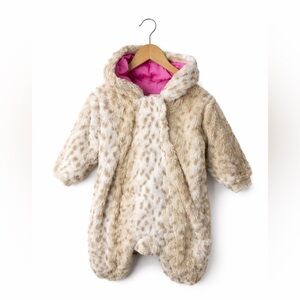 RUUM Baby Faux Fur Hooded Bunting Snowsuit Cream Leopard 6-12 Months HTF